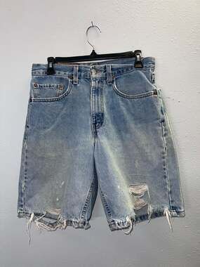 Vintage 90s Levis 550 Distressed Cut Off Denim Shorts W31 Made in USA 0487